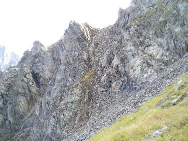 vire inclinée du col