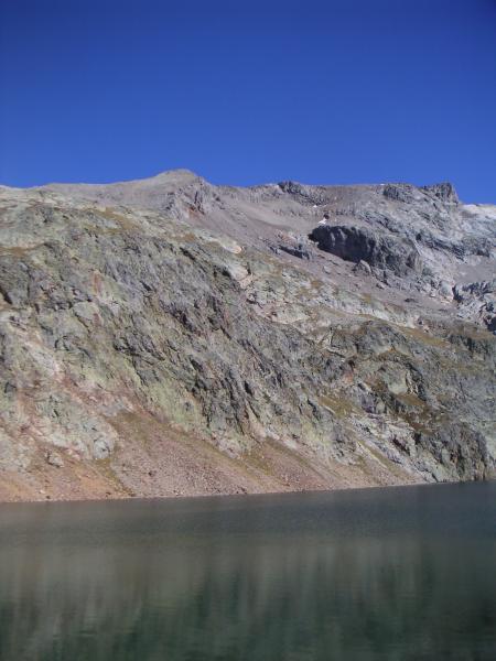 sommet et antécime depuis le lac
