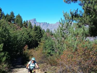 Sortie Calacuccia croix de Bocca Croce ( vue sur le monte Cinto)