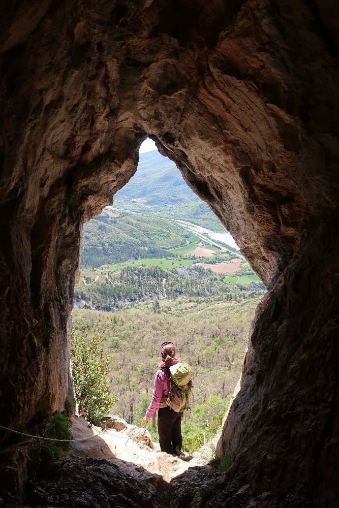 Sortie de la grotte du Trou d'Argent