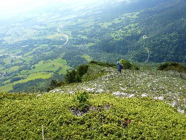 Sous le sommet, dÃ©part sur l&apos;Ã©peron SE