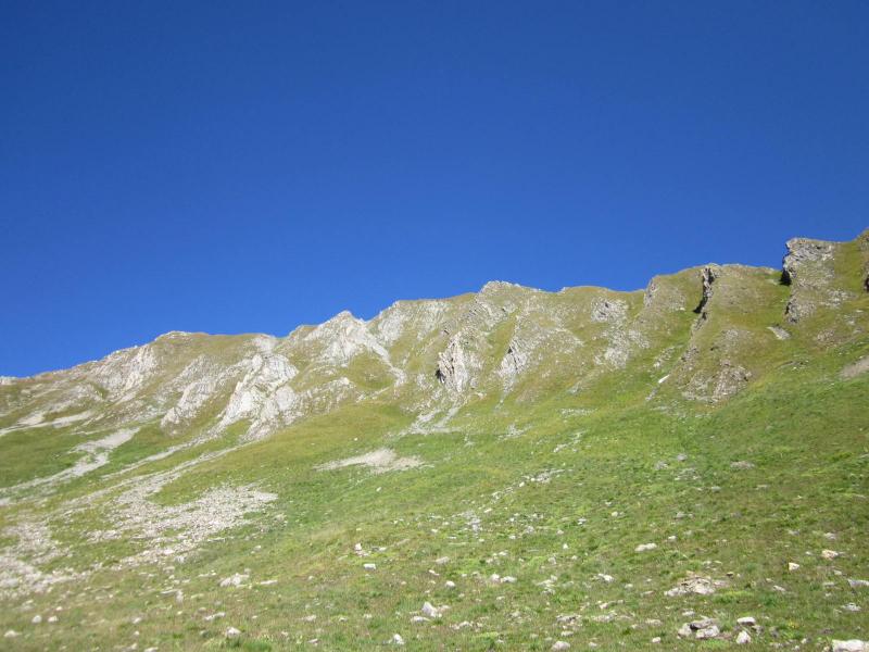 sous les crêtes