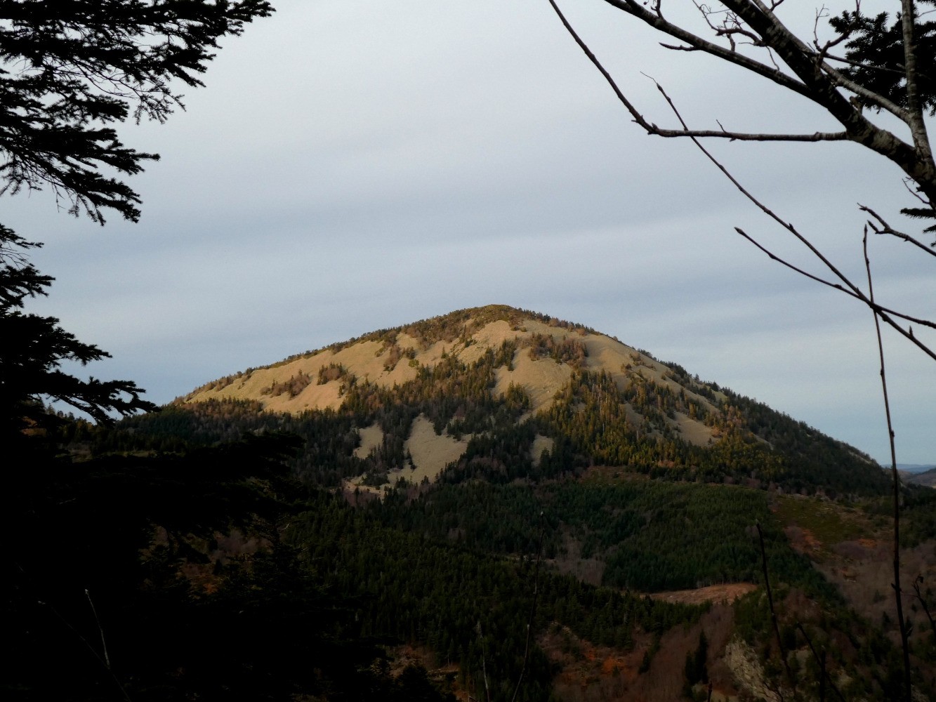 Suc de Sara (arÃªtes W et E) au soleil couchant