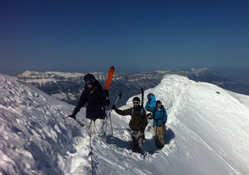 sur l'arete