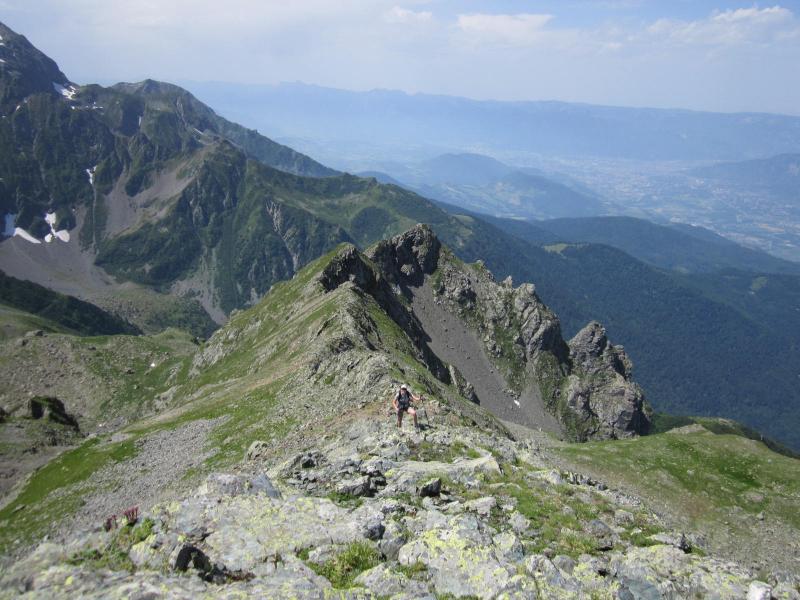 sur l'arête