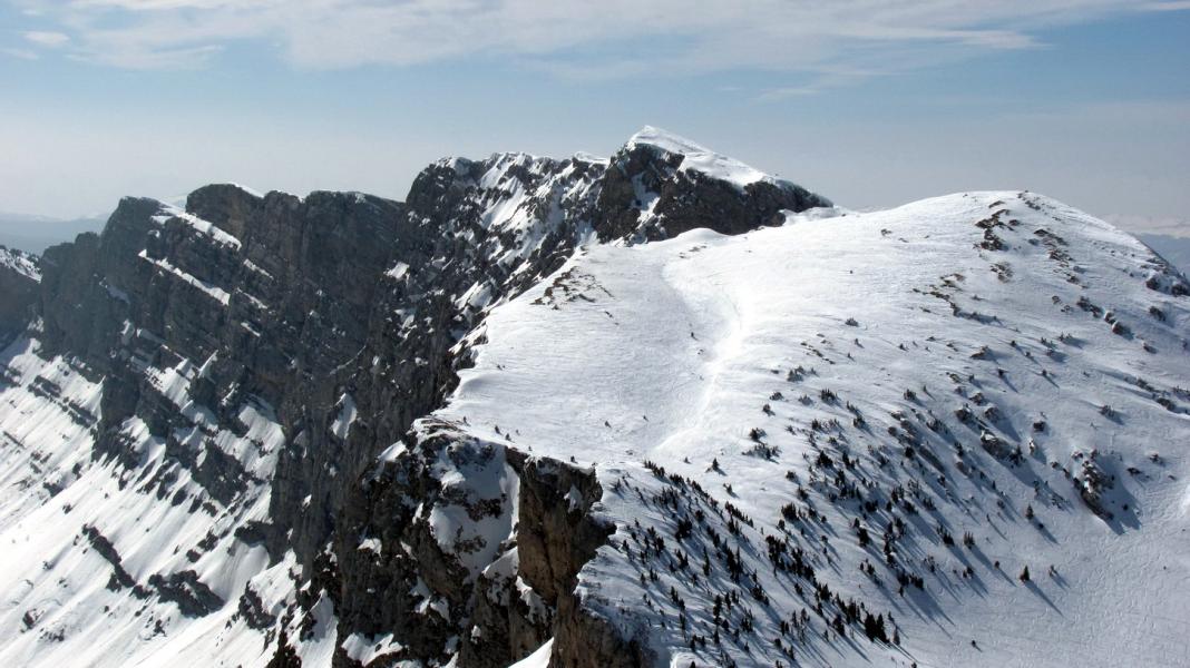 Tête des Chaudières et Rochers de la Balme.