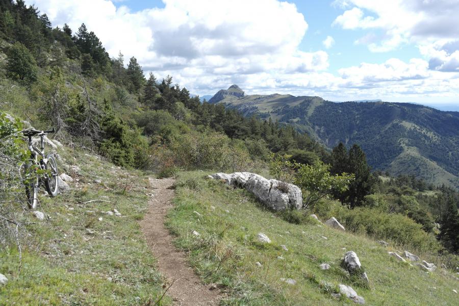 Toujours monté vers les crêtes