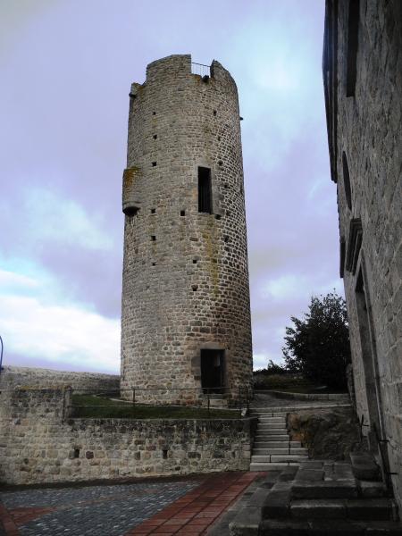La tour de Chambles