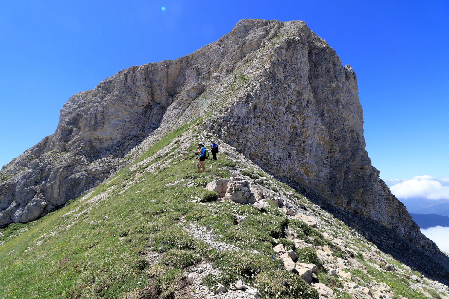 Tête de Garnesier depuis La Jarjatte par le col de Corps et la face NW, retour par le pas de l'Ane