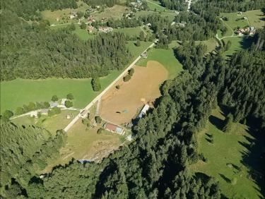 Le terrain de la grange épinay 