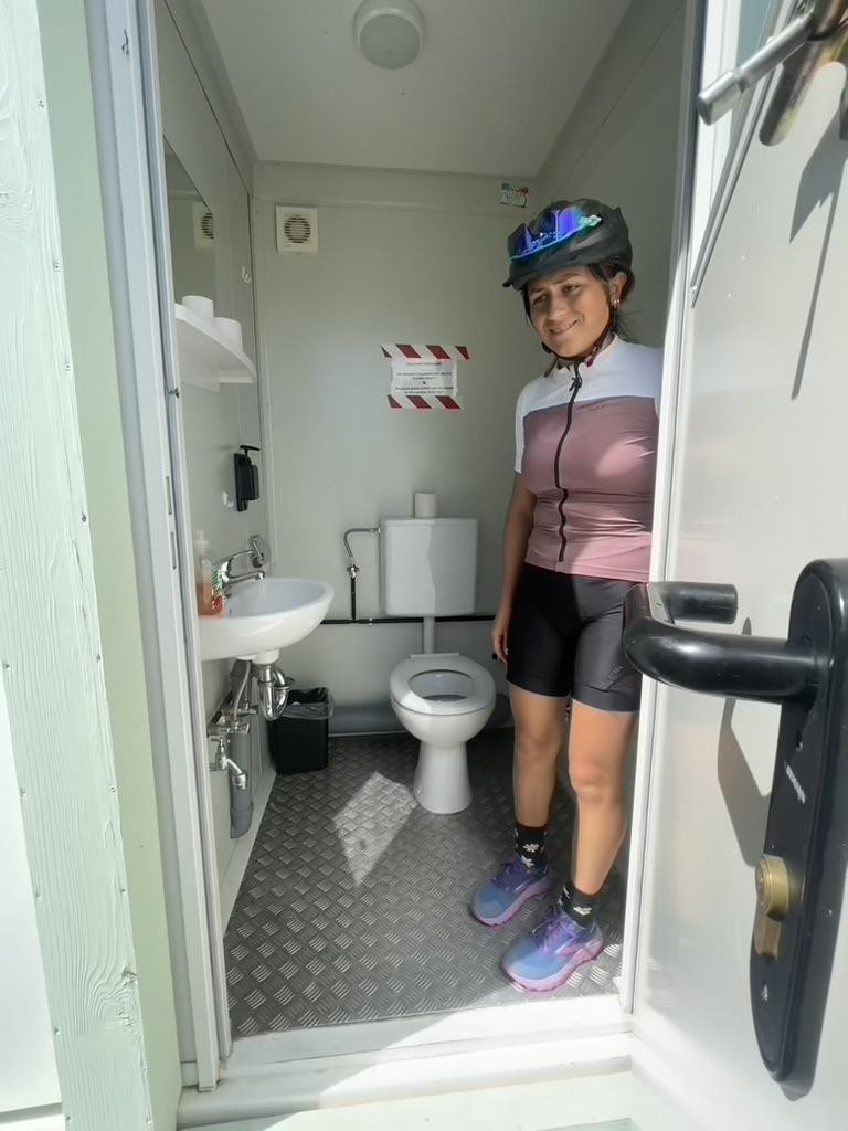 Toilettes 5/5 au bord du lac