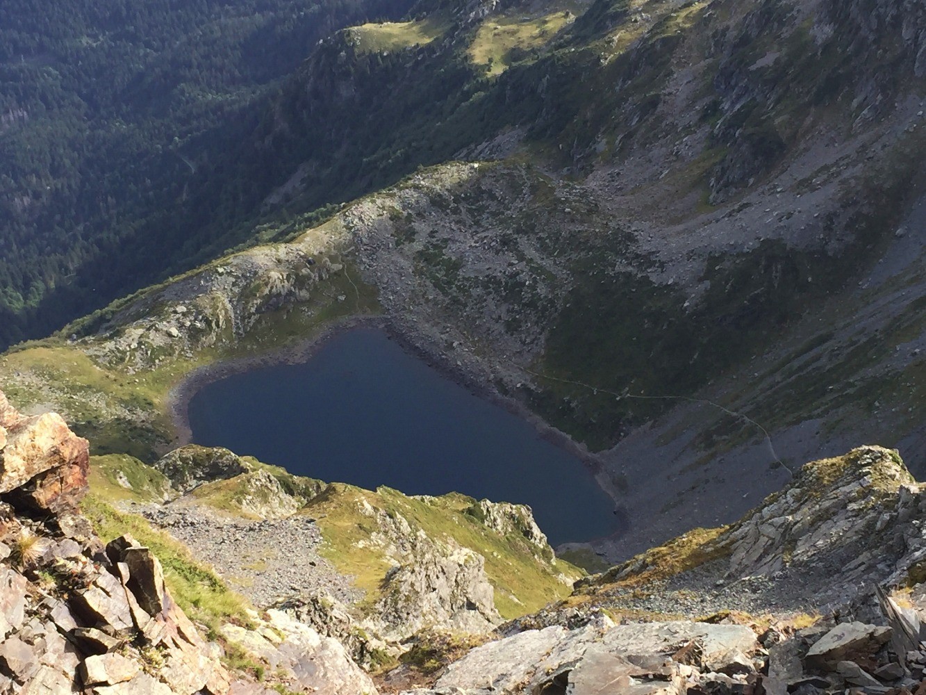 toujours aussi beau ce lac