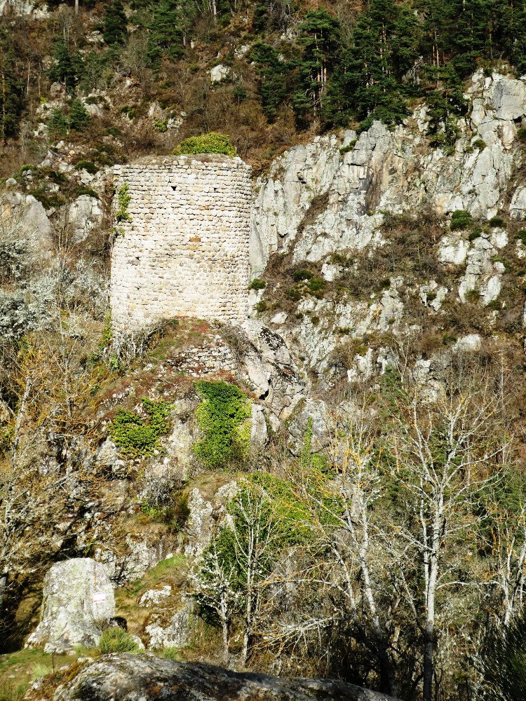 Tour d'Oriol de plus prÃ¨s