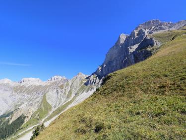 Tour de Vallon Pierra par les Charances