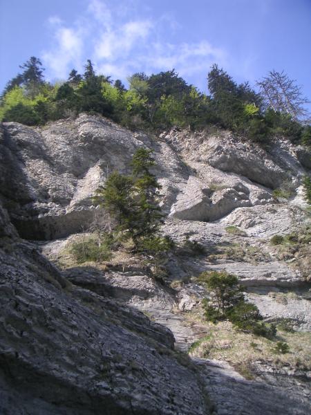 traversée de ravine sous falaise