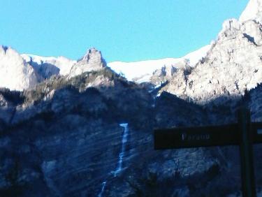 Une "voie" forestiÃ¨re interessante pour monter  Ã  "Clotinaille"