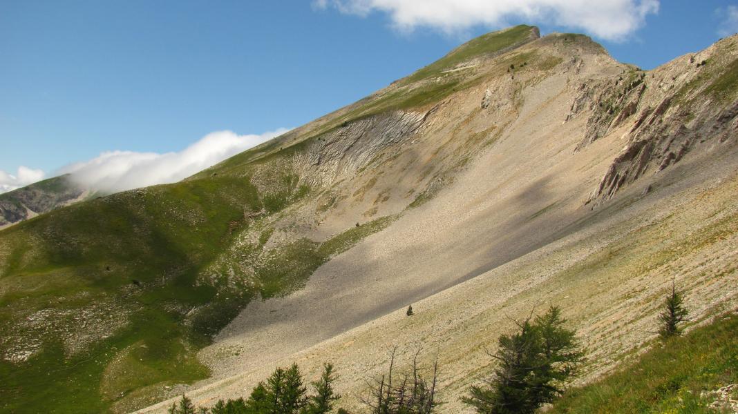Variante de montée par l'épaule herbeuse