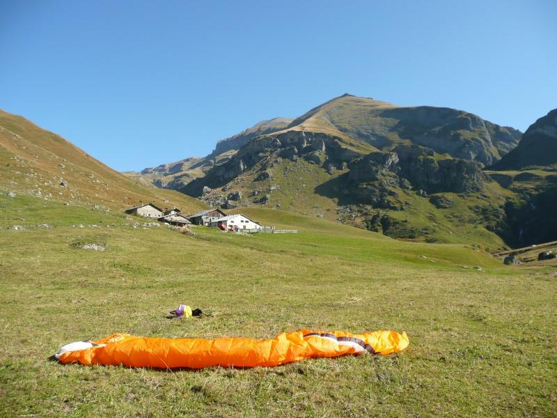 Vers les aiguilles qui sont au dessus