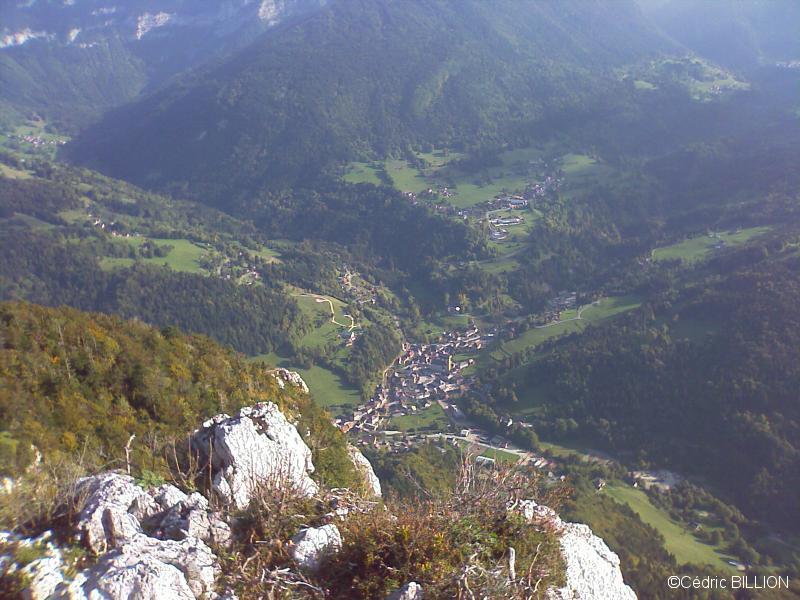 Vue du sommet de la Roche Veyrant