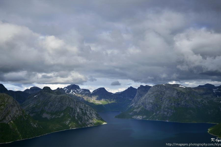 Vue sur le mistfjorden
