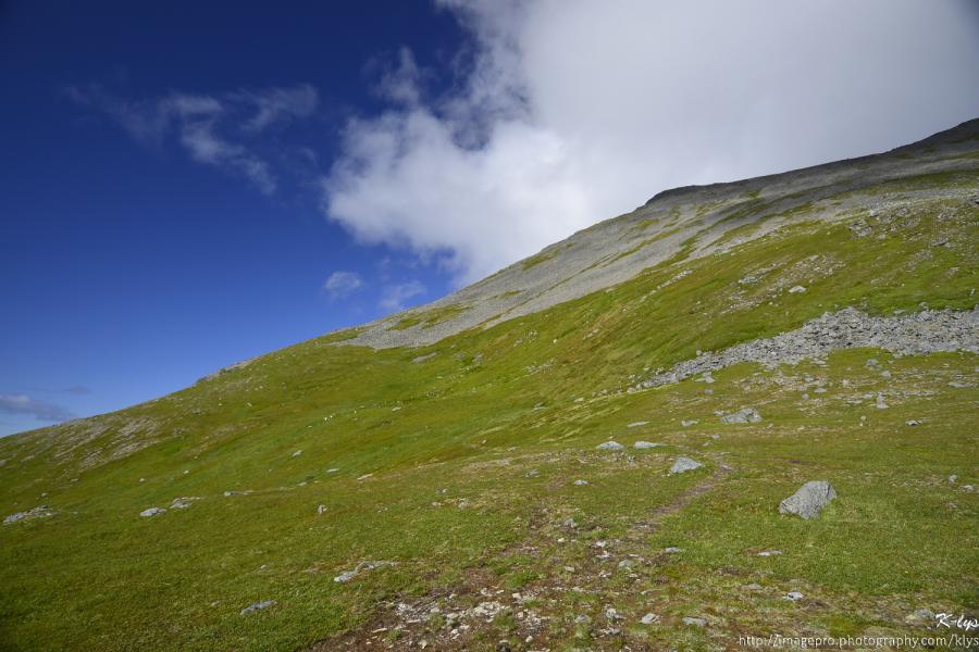 Vuu sur le sommet depuis Nubben