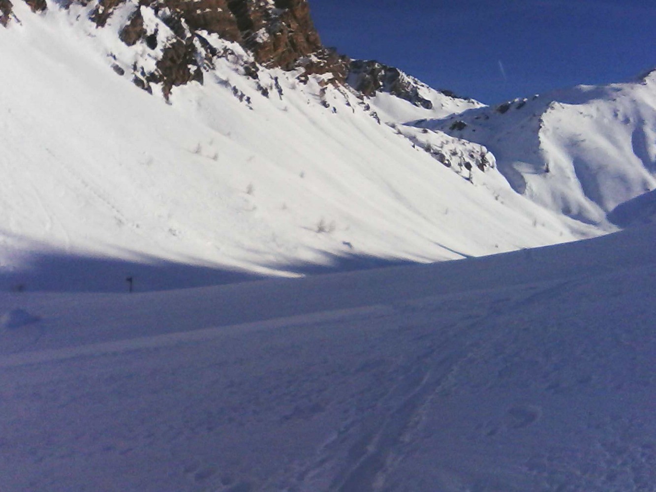 Vallon de la Baume ( panneau bifurcation en bas Ã  G)