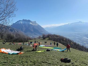 Le vent baisse sur les Alpes !  (Montlambert)