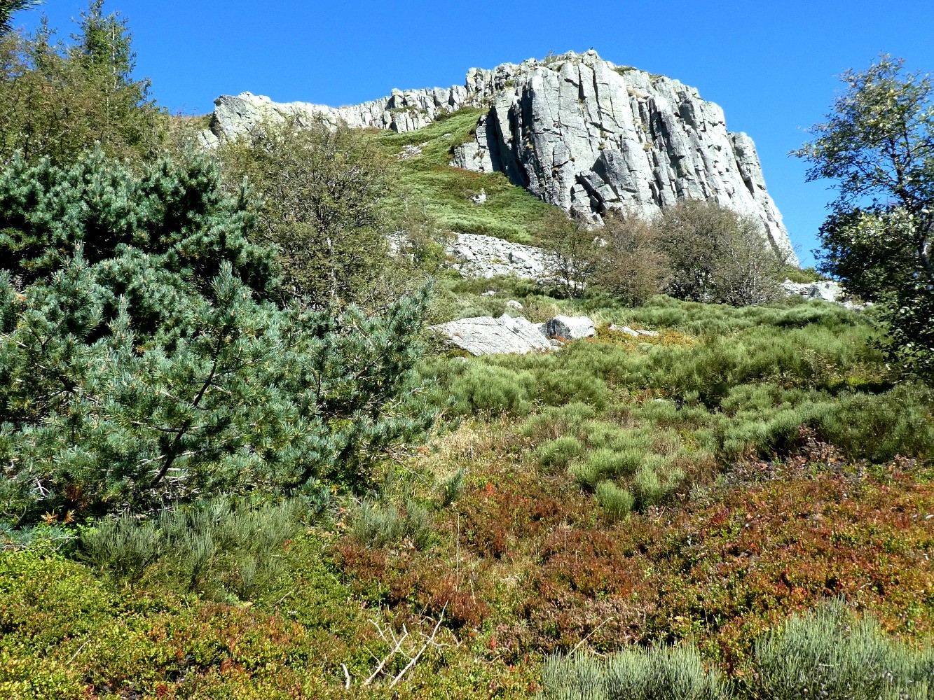 Vers la falaise