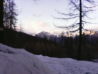 vers le nord : TÃªte d&apos;Aval  et TÃªte d&apos;Amont  au fond Ã  G , dans "La Vallouise"