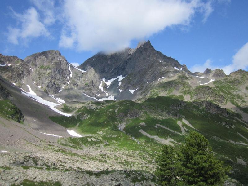 vers le lac