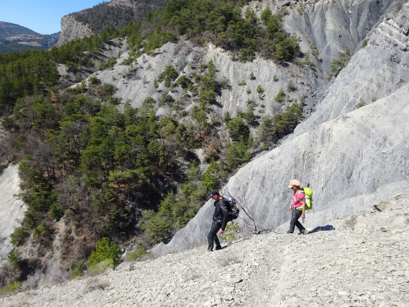 Versant sud du serre de Gogue