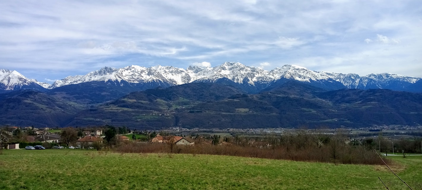 Panorama de Belledonne avant la pluie !
