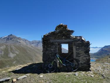 VTT-Combe de Cléry-Fort de la Tura-La Ramasse-13-sept-2026 (13)