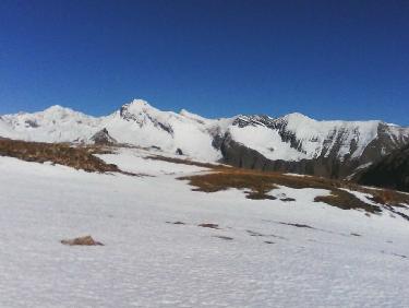 vue vers roc blanc- tÃªte du couleau- pic de rochelaire , aprÃ¨s la sortie de forÃªt